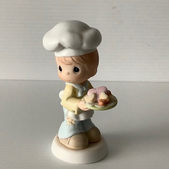Precious Moments Figure